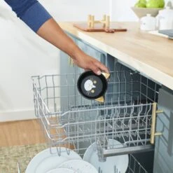 Frisco Cat Face Elevated Bamboo Non-Skid Ceramic Cat Bowl, Black, 1 Cups 12 Frisco Cat Face Elevated Bamboo Non-Skid Ceramic Cat Bowl, Black, 1 Cups -Pet Supplies Discount Store 363383 PT6. AC SS1800 V1657657267