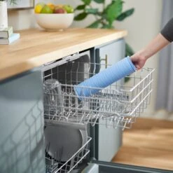 Frisco Silicone Dog & Cat Food Mat, Blue -Pet Supplies Discount Store 363399 PT5. AC SS1800 V1660750517